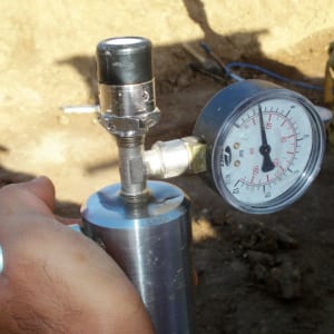 Thiết bị đo áp lực nước lỗ rỗng piezometer tiêu chuẩn Italy