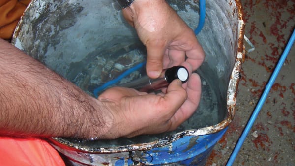 Thiết bị đo áp lực nước lỗ rỗng piezometer tiêu chuẩn Italy